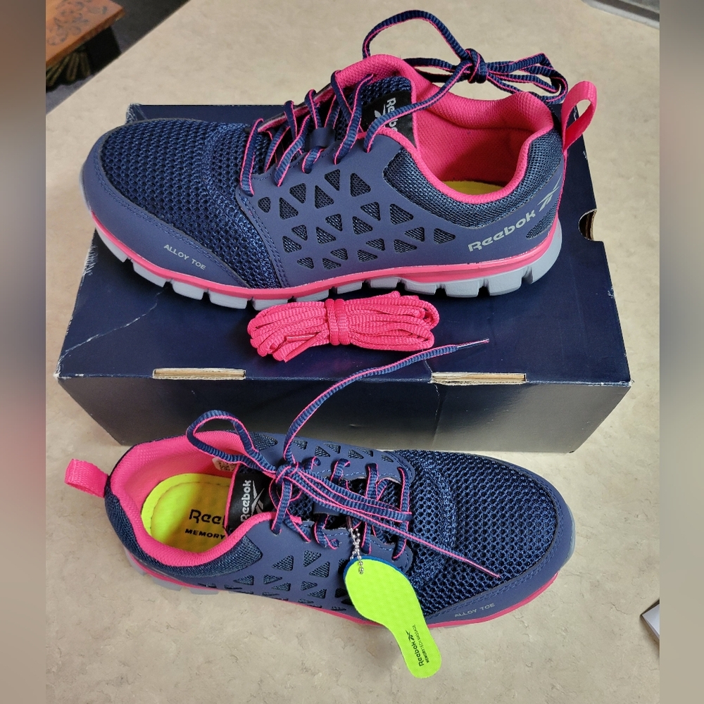 Reebok sublite womens 8 wide work Shoes RB046 electrical haz